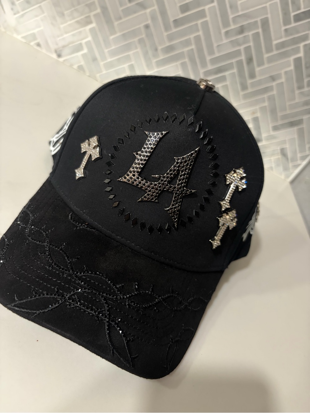 Luxury cap for men